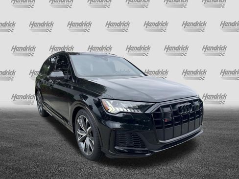 Certified 2023 Audi SQ7 Prestige AWD/4WD image 2