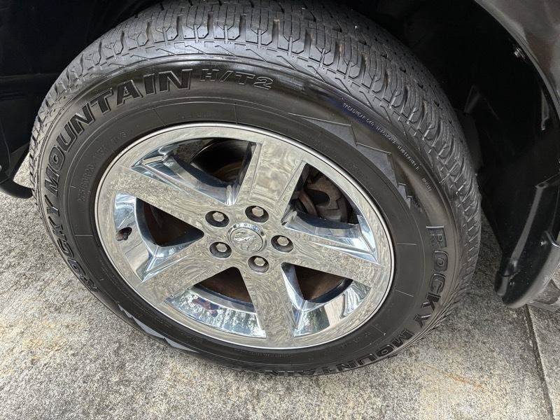 Used 2017 RAM 1500 Express RWD image 36