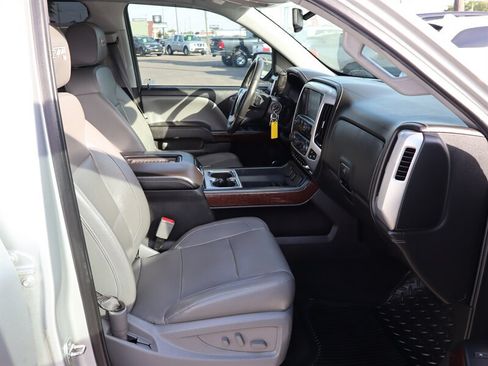 Used 2017 GMC Sierra 1500 SLT AWD/4WD image 9