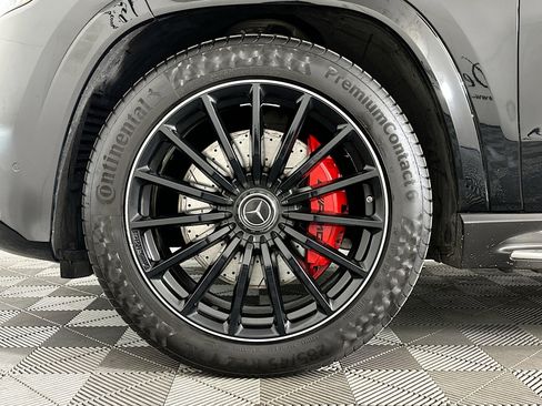 Used 2023 Mercedes-Benz GLS 63 AMG 4MATIC image 35