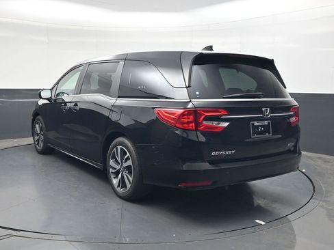 Used 2023 Honda Odyssey Touring image 6