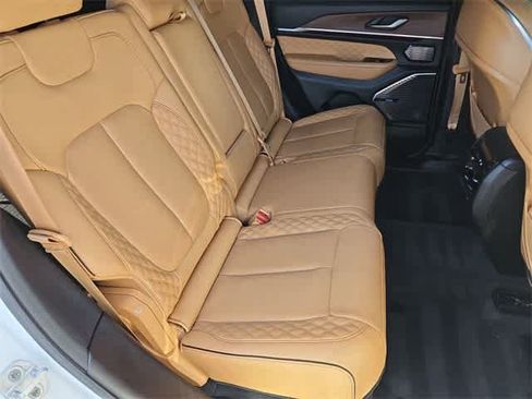 Used 2022 Jeep Grand Cherokee Summit image 22