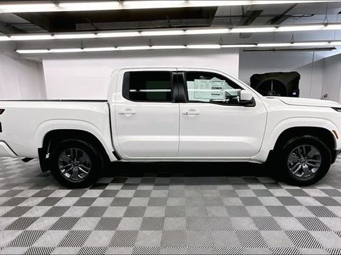 New 2026 Nissan Frontier SV w/ SV Convenience Package RWD image 20