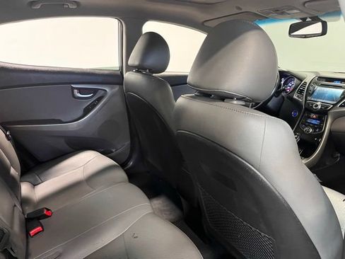 Used 2015 Hyundai Elantra Limited w/ Option Group 05 image 14