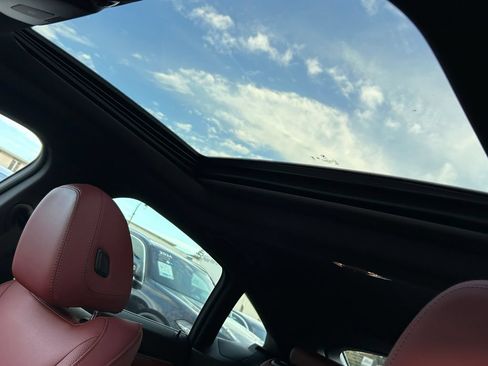 Used 2023 BMW i4 eDrive35 RWD image 16