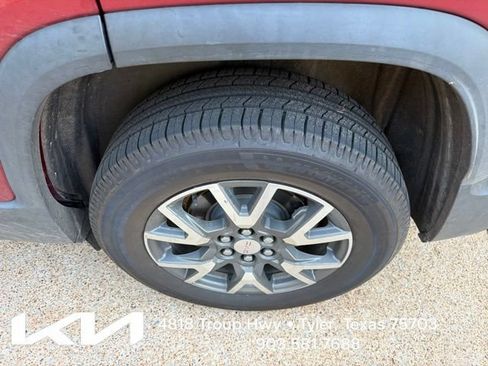 Used 2021 GMC Acadia SLE FWD image 8