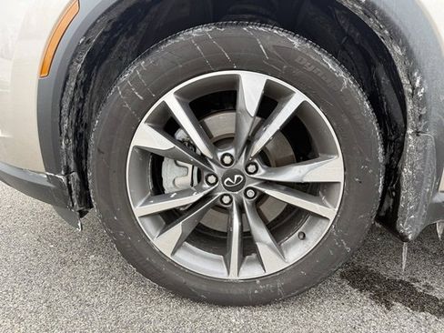 Certified 2025 INFINITI QX60 Luxe image 23