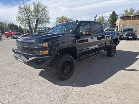 Used 2018 Chevrolet Silverado 2500 LTZ w/ Duramax Plus Package AWD/4WD image 5