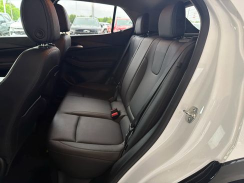 Used 2024 Buick Encore GX Sport Touring FWD image 24