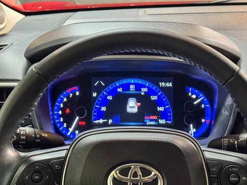 Used 2022 Toyota Corolla Cross XLE w/ Convenience Package image 36