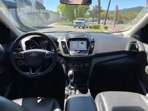 Used 2019 Ford Escape SEL image 14