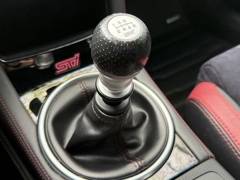 Used 2019 Subaru WRX STI image 10