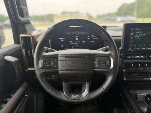 New 2025 GMC Hummer EV 3X w/ Extreme Off-Road Package image 14