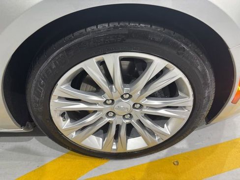 Used 2018 Cadillac XTS Luxury image 33