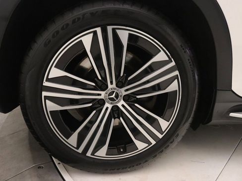 Certified 2023 Mercedes-Benz EQS 450+ SUV image 30