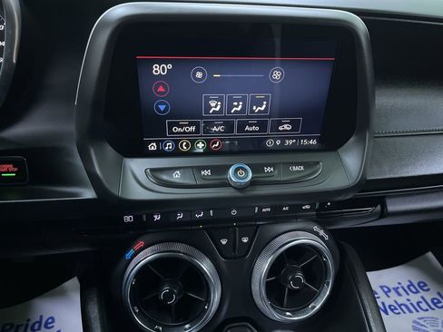 Used 2021 Chevrolet Camaro LT w/ RS Package image 23