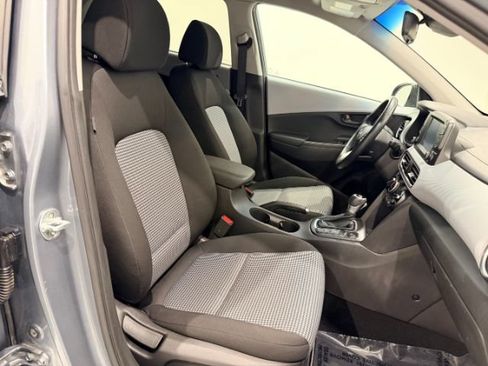 Used 2020 Hyundai Kona SEL AWD/4WD image 28