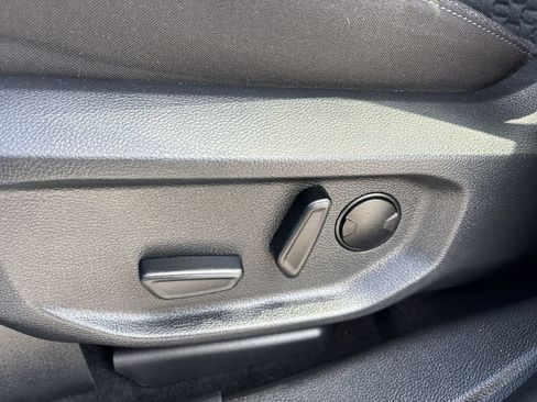 Used 2025 Ford Ranger XLT w/ Equipment Group 301A High image 18