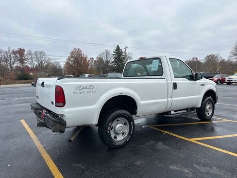 Used 2005 Ford F250 4x4 Regular Cab Super Duty image 6