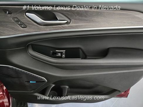 Used 2021 Jeep Grand Cherokee L Overland w/ Luxury Tech Group IV AWD/4WD image 24