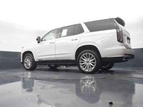 Used 2024 Cadillac Escalade Premium Luxury w/ LPO, Floor Liner Package AWD/4WD image 56