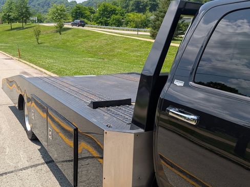 Used 2016 RAM 4500 Laramie AWD/4WD image 32