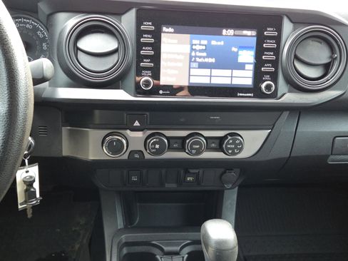 Used 2023 Toyota Tacoma SR image 22