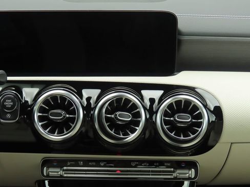 Certified 2026 Mercedes-Benz CLA 250 image 15