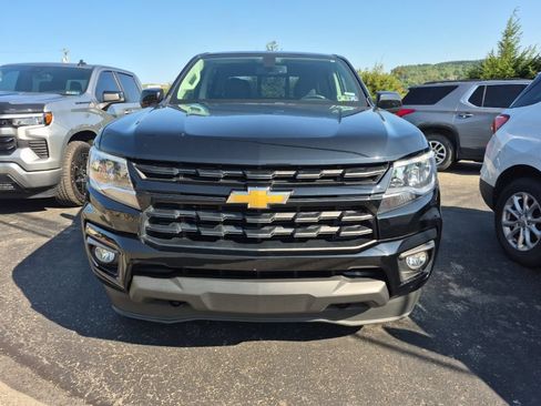 Used 2021 Chevrolet Colorado LT w/ LT Convenience Package AWD/4WD image 2