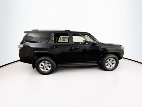Used 2019 Toyota 4Runner SR5 image 4