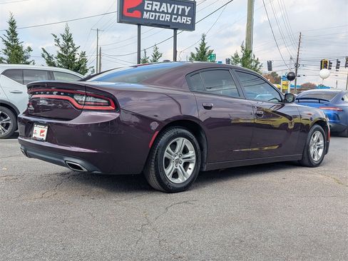 Used 2020 Dodge Charger SXT w/ Cold Weather Package image 4