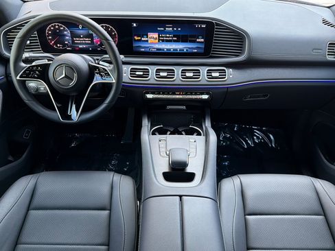 Used 2025 Mercedes-Benz GLE 450 4MATIC Coupe w/ Night Package image 12