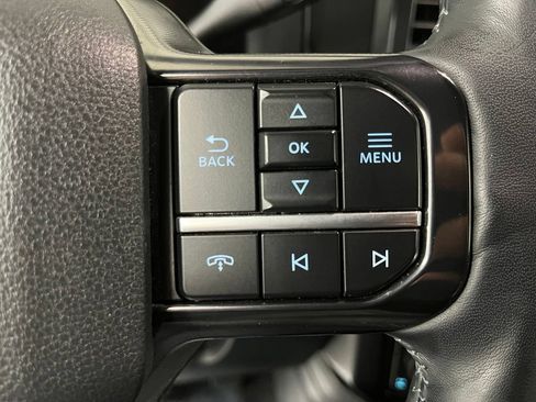 Used 2025 Ford F350 Platinum AWD/4WD image 31