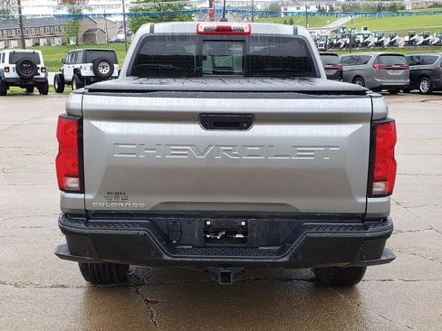 Used 2024 Chevrolet Colorado Z71 AWD/4WD image 4