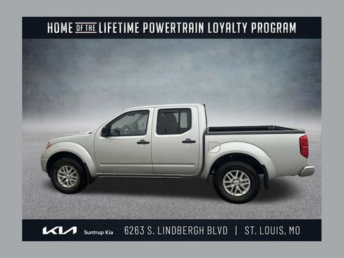 Used 2019 Nissan Frontier SV image 1