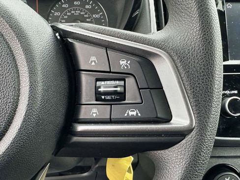 Used 2022 Subaru Impreza 2.0i image 9