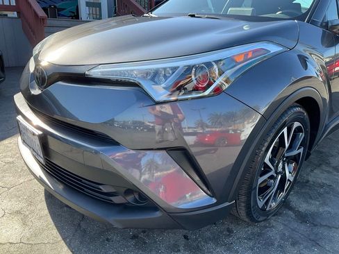 Used 2019 Toyota C-HR XLE FWD image 87