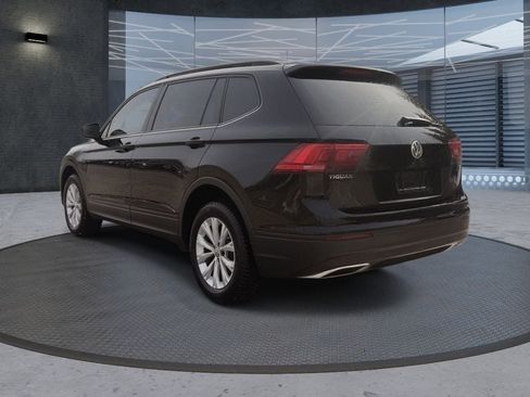 Used 2020 Volkswagen Tiguan S FWD image 3