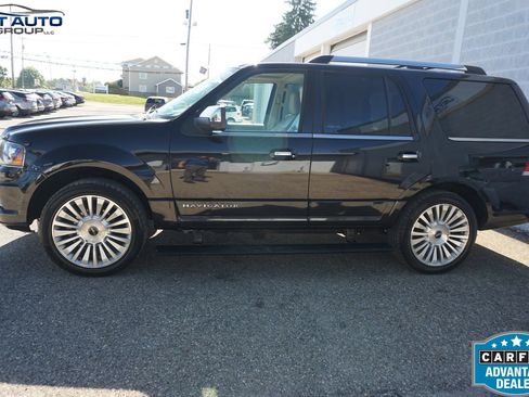 Used 2015 Lincoln Navigator 4WD w/ Equipment Group 101A Reserve image 4