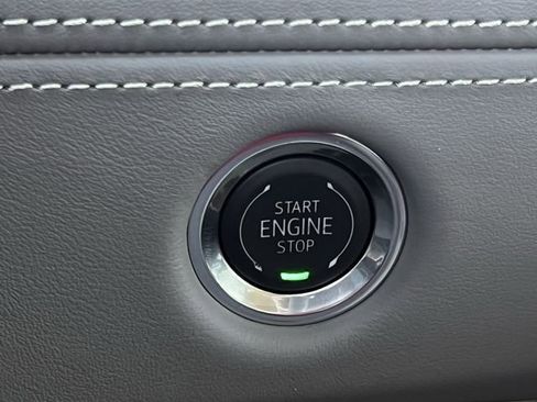 Certified 2025 Cadillac Escalade ESV Sport Platinum w/ LPO, ONYX Package image 21