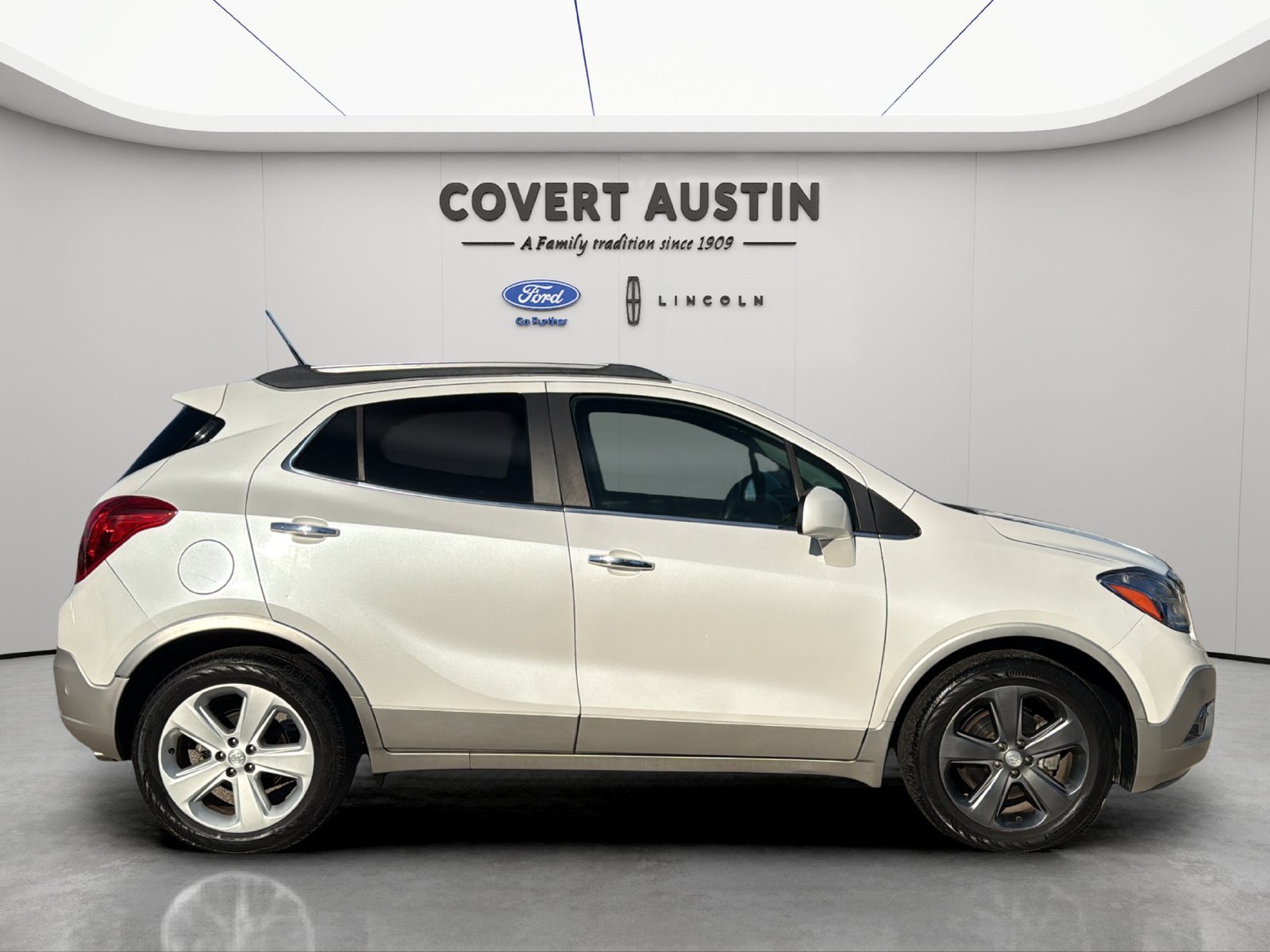 Used 2013 Buick Encore Convenience FWD image 4