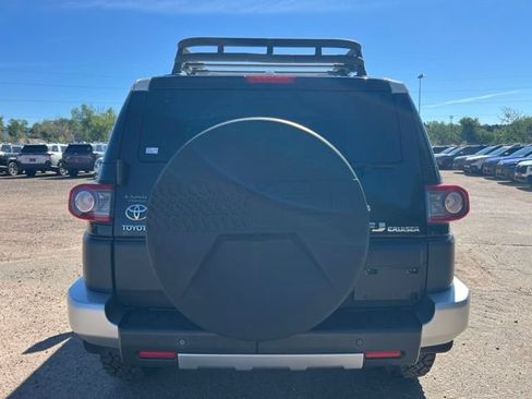 Used 2012 Toyota FJ Cruiser 4WD w/ Upgrade Pkg image 4
