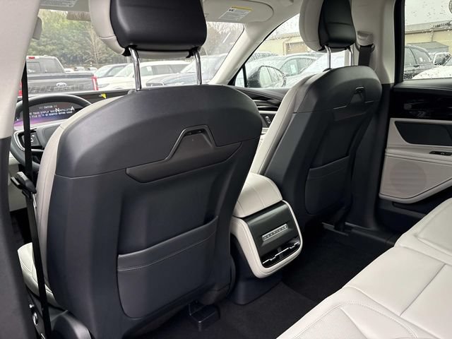 New 2026 Lincoln Nautilus Premier w/ Jet Appearance Package AWD/4WD image 17