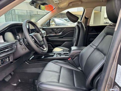 Used 2023 Lincoln Corsair AWD w/ Equipment Group 101A image 16