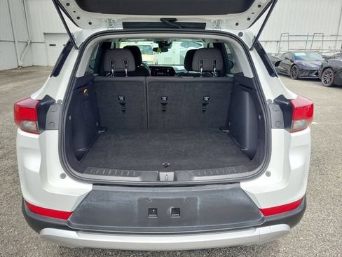 Certified 2025 Chevrolet TrailBlazer LT AWD/4WD image 12
