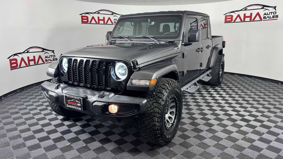 Used 2022 Jeep Gladiator Sport AWD/4WD image 3