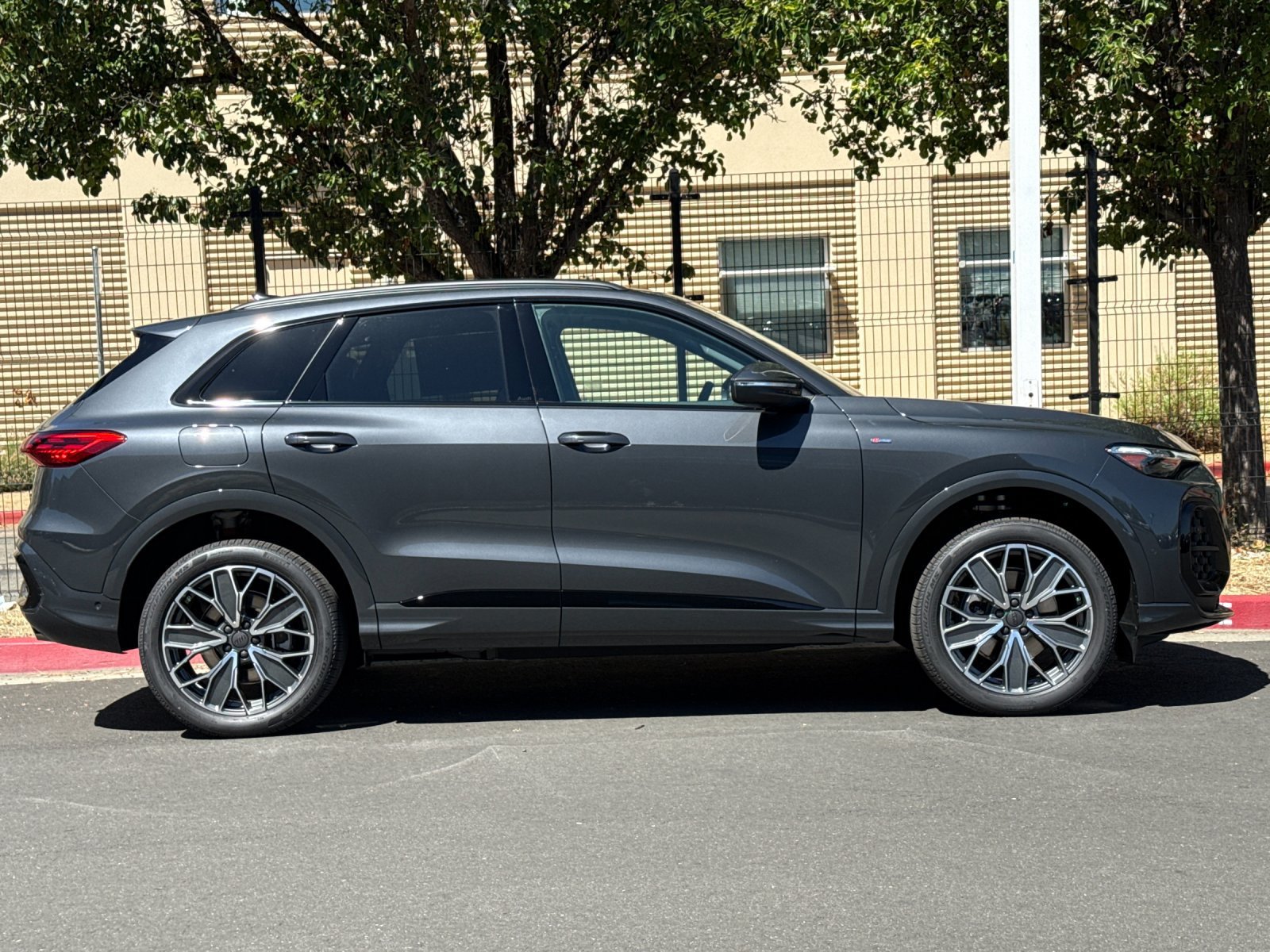 New 2026 Audi Q5 Premium Plus AWD/4WD image 13