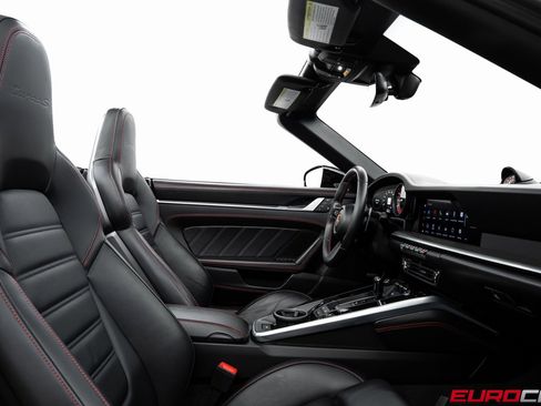 Used 2022 Porsche 911 Turbo S image 39