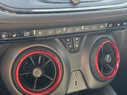 Used 2020 Chevrolet Blazer RS image 15