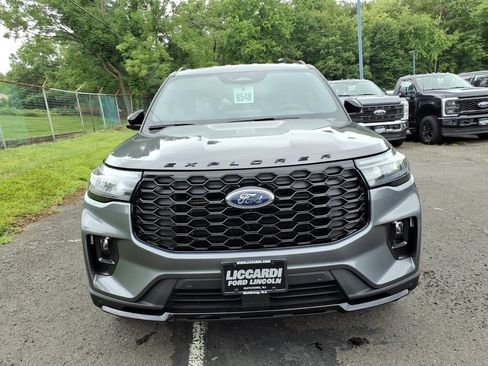 New 2026 Ford Explorer ST-Line AWD/4WD image 2